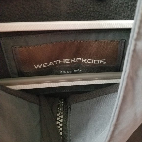 Weatherproof since 1948 zip front jacket - Picture 7 of 13